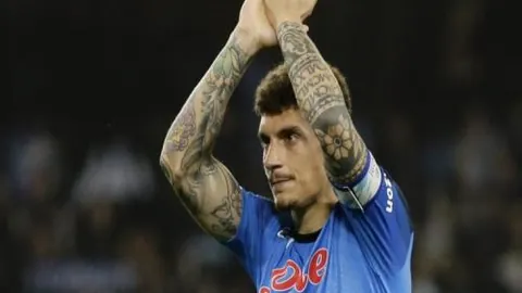 “沙场烽火燃意甲巅峰！超级杯激战正酣，谁是沙漠王者？”